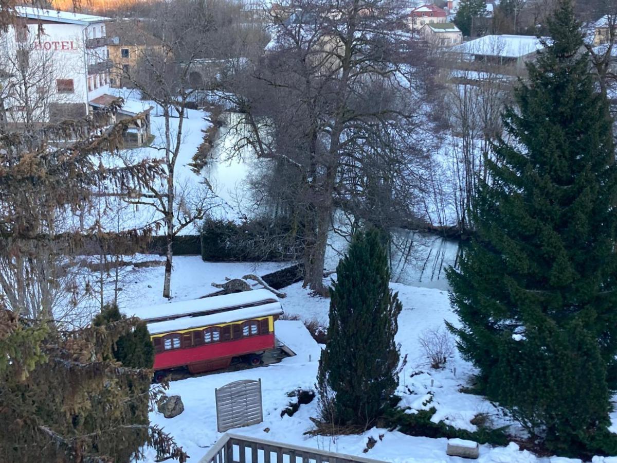 Hotel Restaurant Des Lacs Chaux-des-Crotenay Экстерьер фото